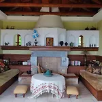 Cozy Blue Stone House With A Great Sea View. 빌라 *