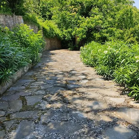 Villa Cozy Blue Stone House With A Great Sea View.