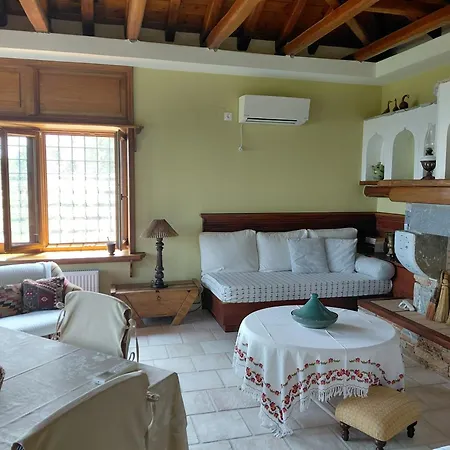 ヴィラ Cozy Blue Stone House With A Great Sea View. *