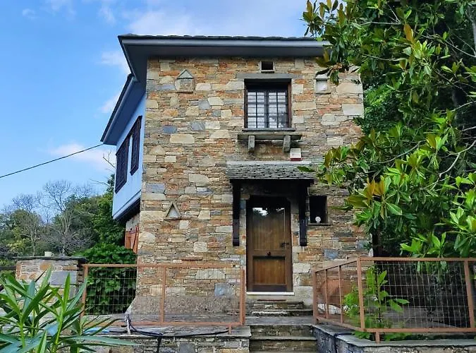 Cozy Blue Stone House With A Great Sea View. * Tsagarada